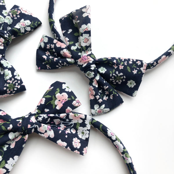 Passe pour cheveux Fleurs Marine