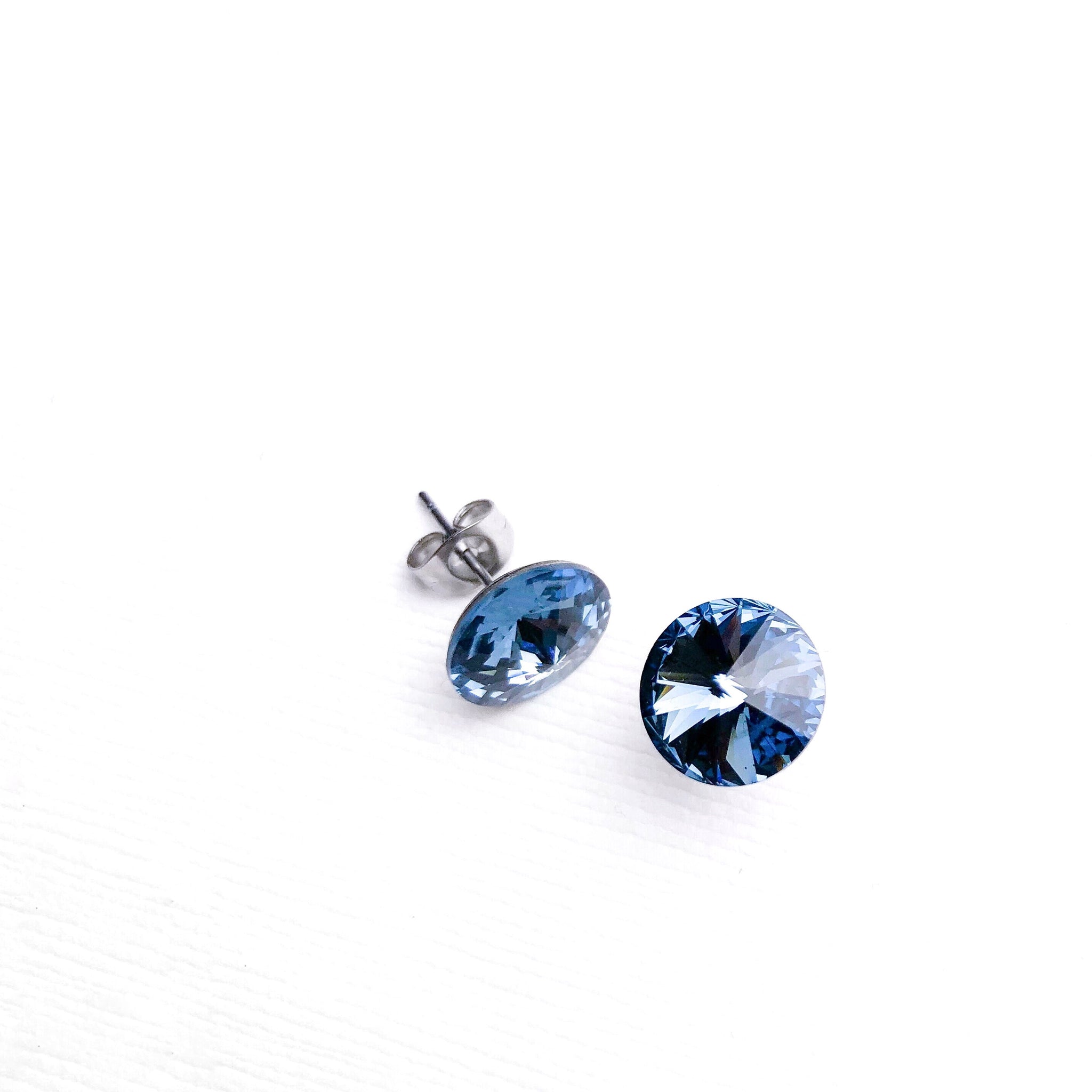 Boucles d'oreilles licorne bleu et cristal en argent | Bijouterie Boucles d'oreilles licorne bleu et cristal en argent | Bijouterie