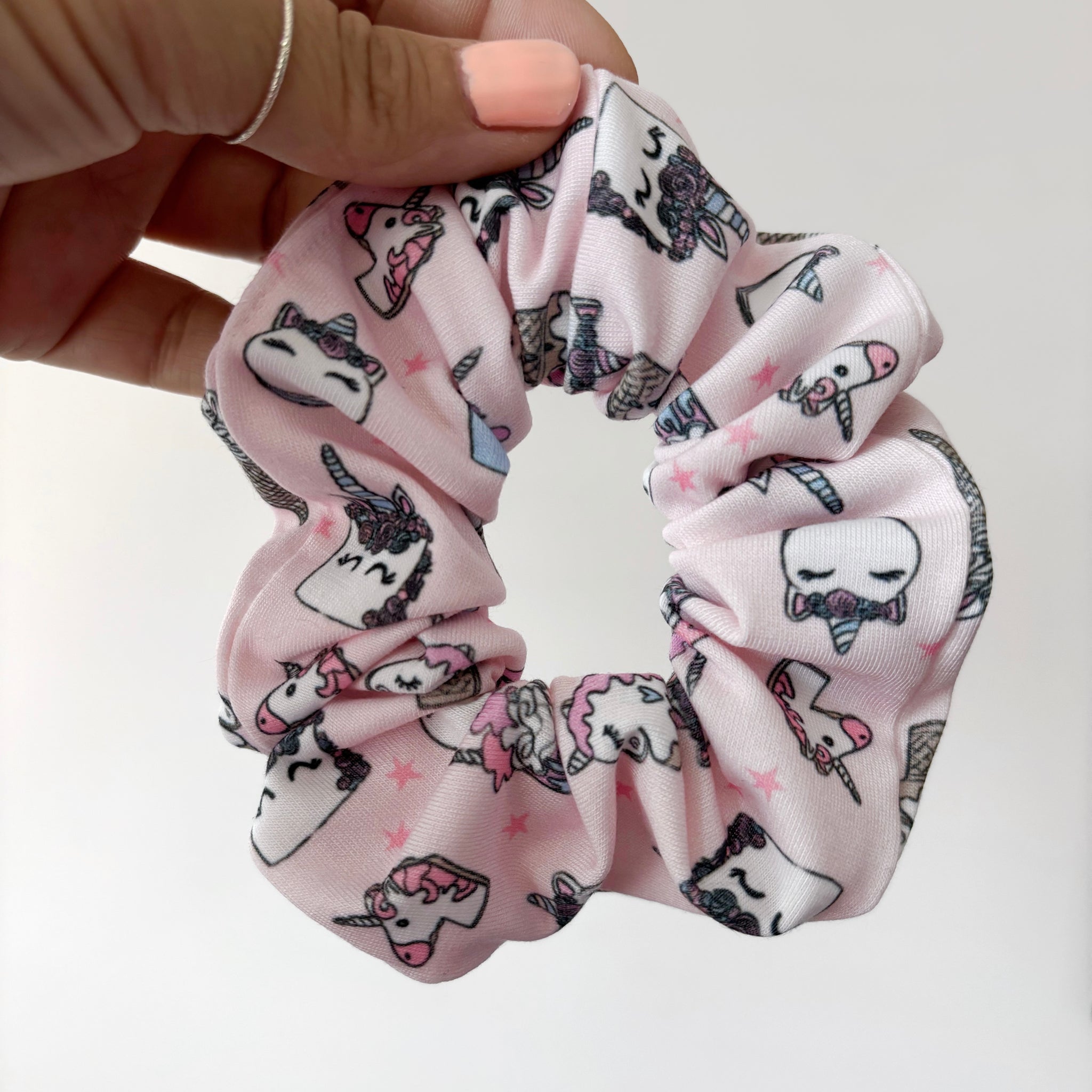 chouchou scrunchies élastique pour cheveux fait main au Québec