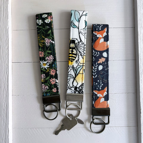 Bracelet Porte-clés Fleurs Émeraudes, Abeilles ou Renards